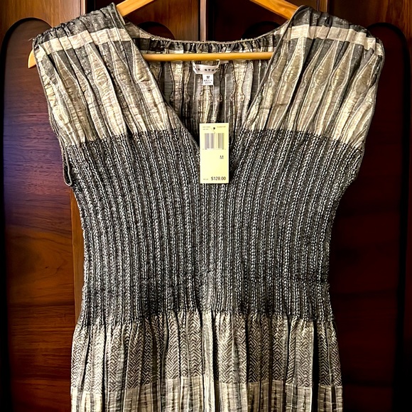 NWT Max Studio smocked gold & silver dress M - Picture 3 of 9